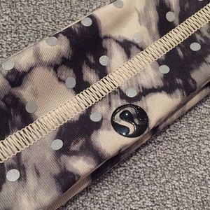 Lululemon Fly Away Tamer *Luxtreme (Reflective)